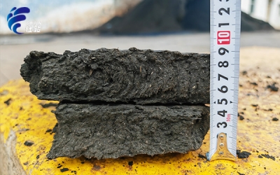 造紙污泥粘黏濾布且壓泥不成型的藥劑匹配解決方案-青島仕駿